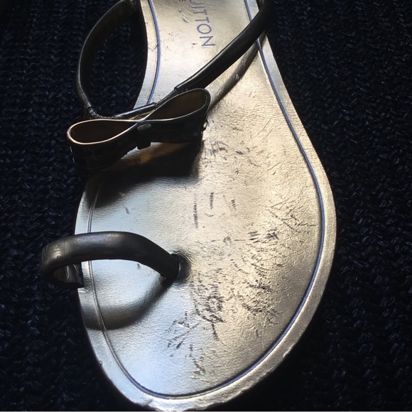 Louis Vuitton Gold Bow Sandals size 37 - Picture 10 of 15